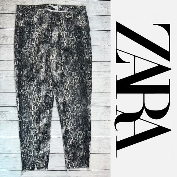 Zara 1975 Denim Women's Gray Snakeskin Pattern 5 Pocket Jeans Raw Hem Size 8 - Picture 1 of 6
